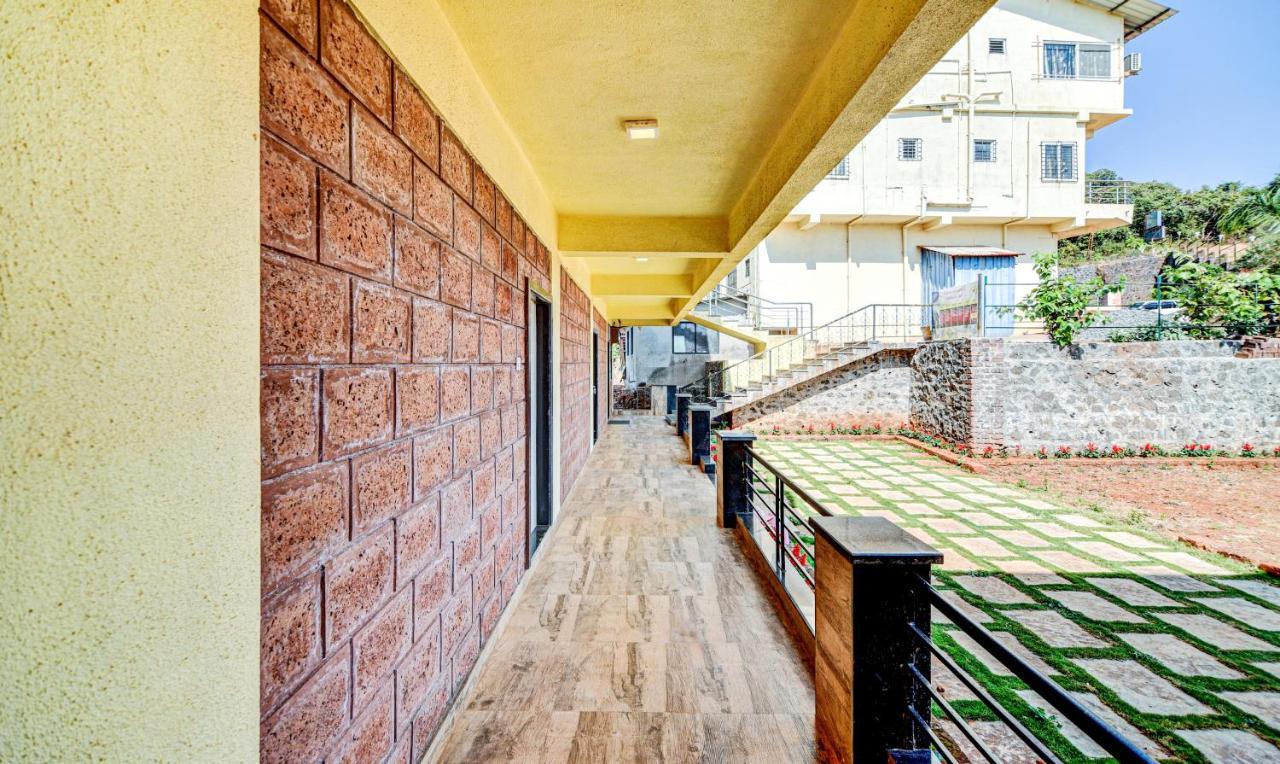 Aditya Hill View Inn Mahabaleshwar Luaran gambar