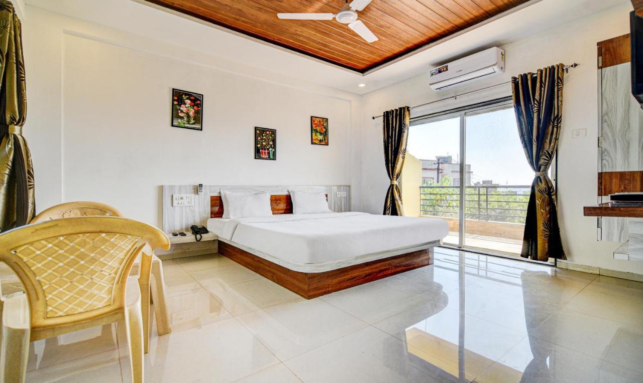 Aditya Hill View Inn Mahabaleshwar Luaran gambar