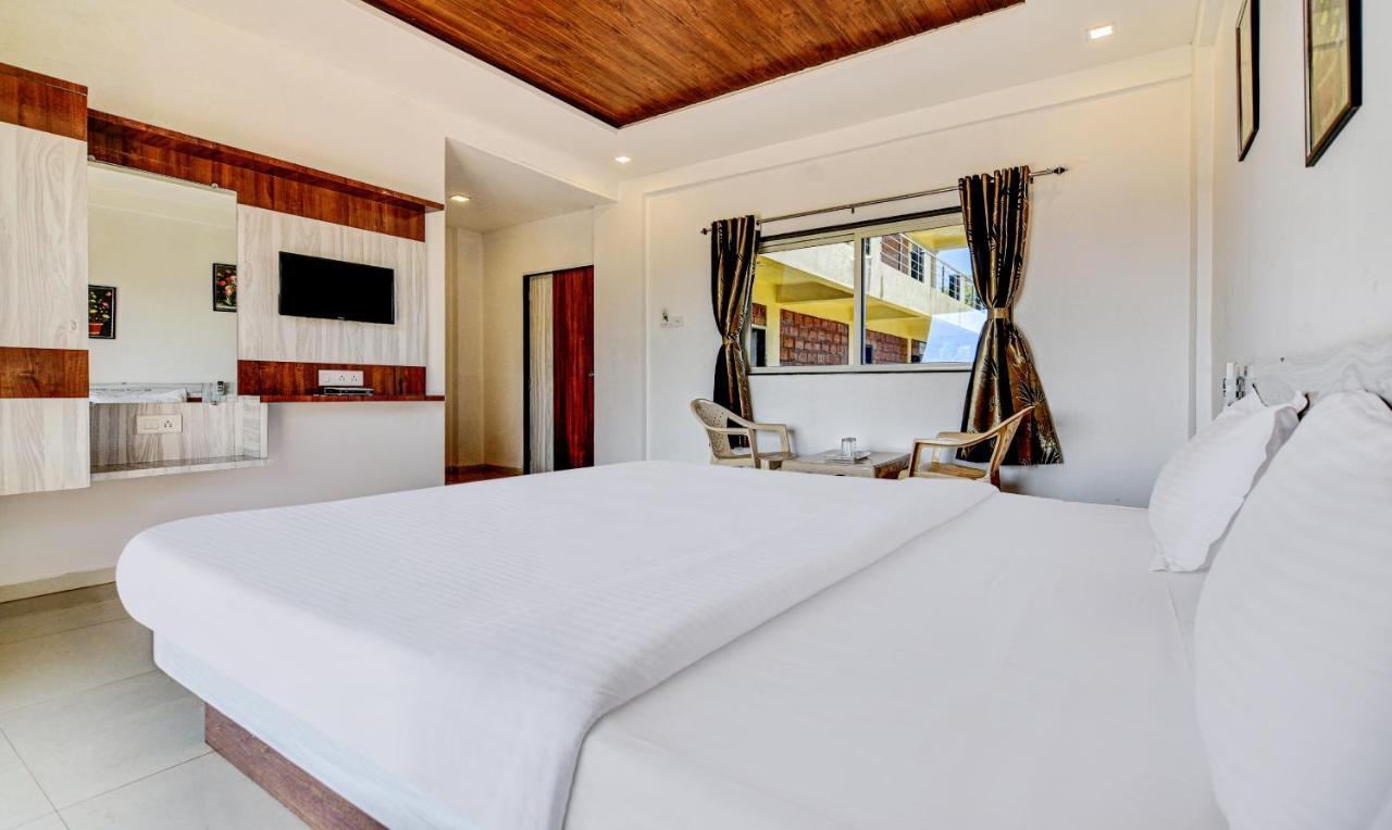 Aditya Hill View Inn Mahabaleshwar Luaran gambar